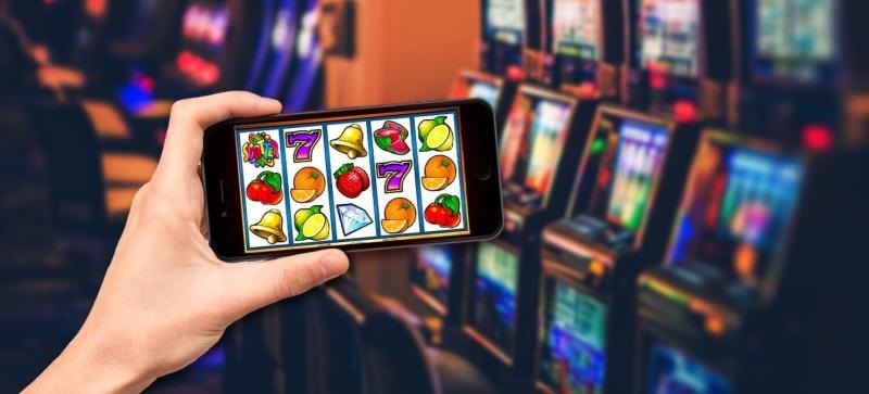 Understanding the Mechanics of Online Slots: How They Work